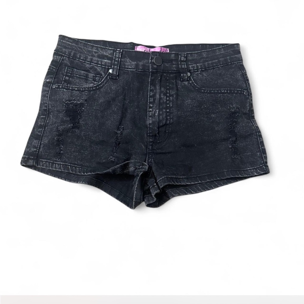 Denim “Booty” Shorts‎